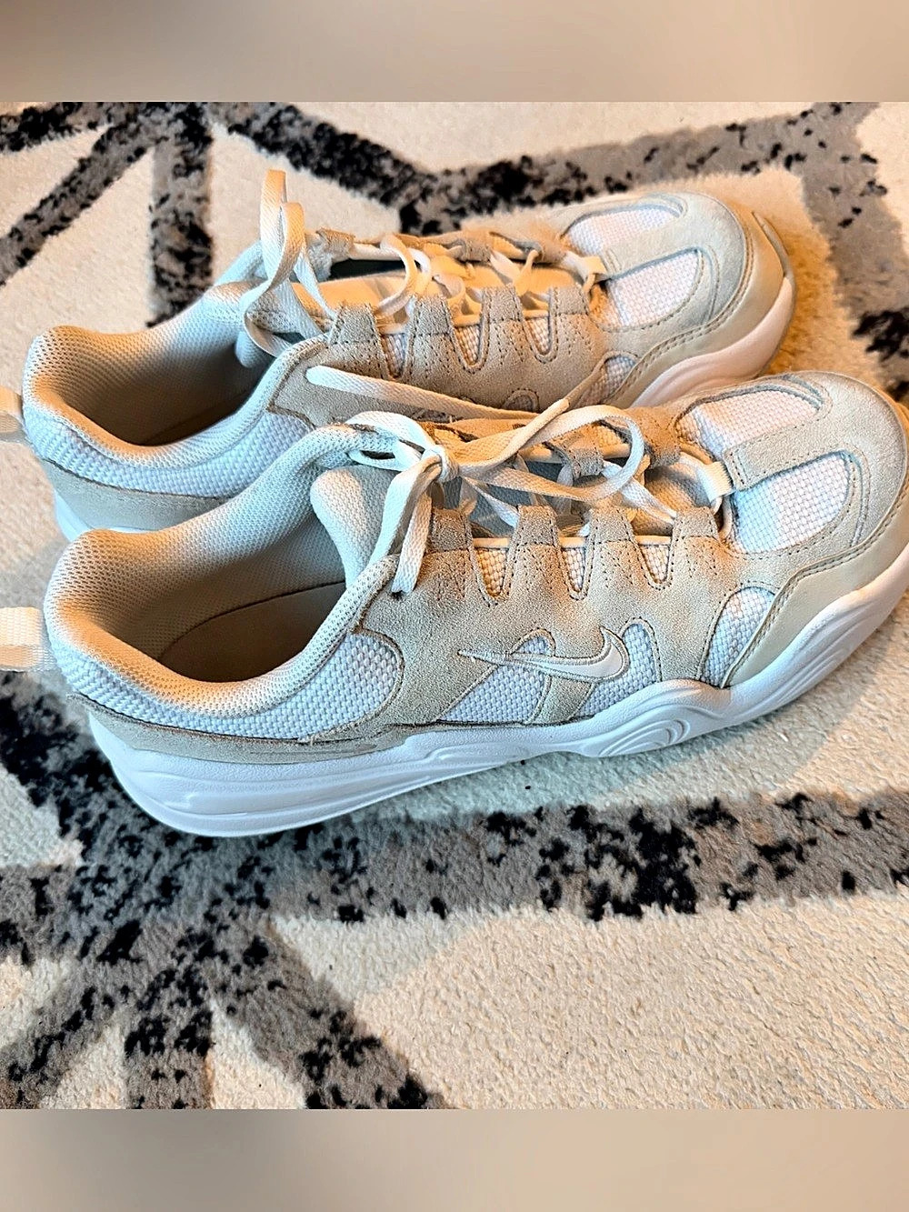 Nike tech hera sneakers: women's size 11 (men's 9.5)